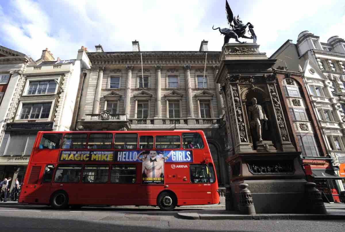 Bus Londra addio 
