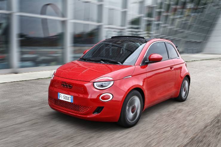 Fiat elettrico shock novità mercato 