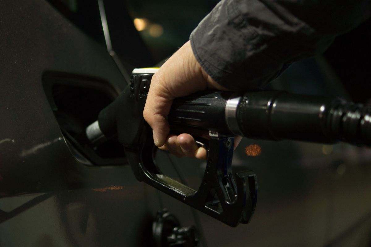 Carburante costo benzina 