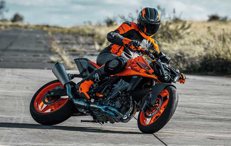 KTM 990 Duke dettagli promozione