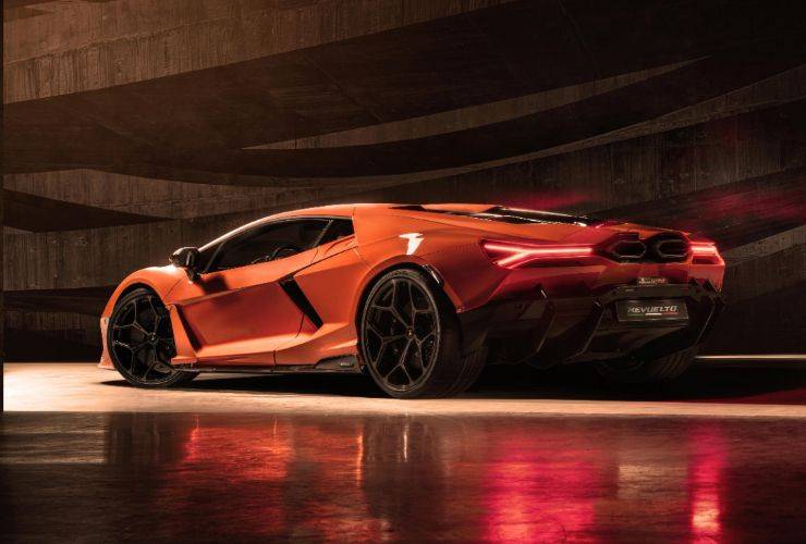 Lamborghini Revuelto prestazioni