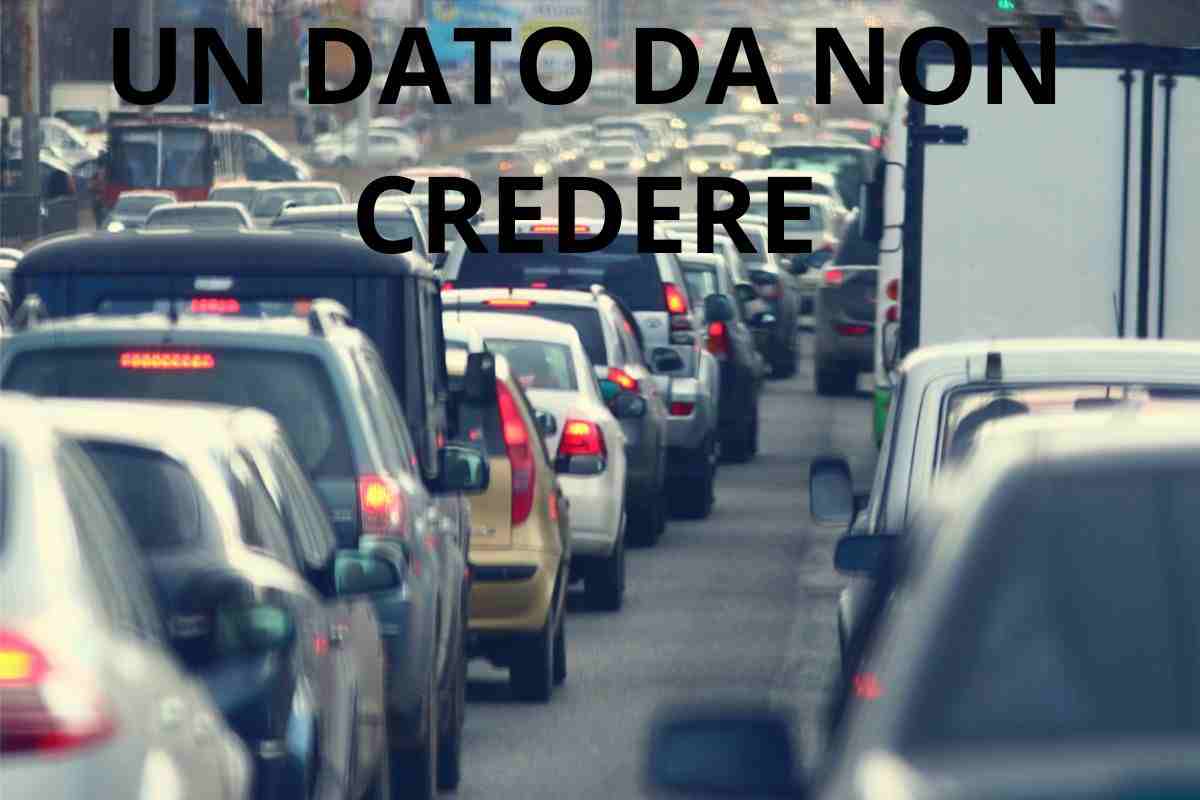 italia allarme annuncio auto