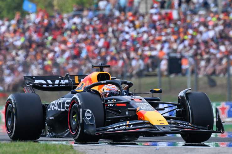 Verstappen penalizzato 10 posizioni