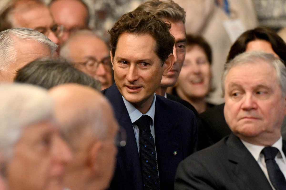 john elkann nonna agnelli problemi