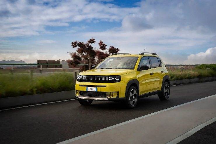 Fiat Grande Panda nuova presa di ricarica