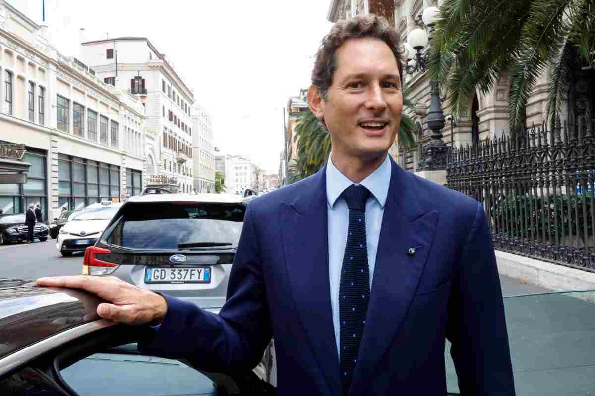 john elkann nonna agnelli problemi