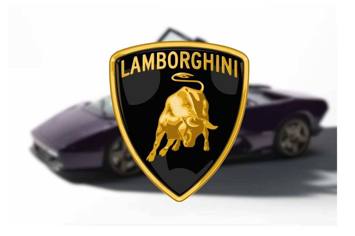 Lamborghini, ritorno iconico in concessionario: è ancora più bella di prima