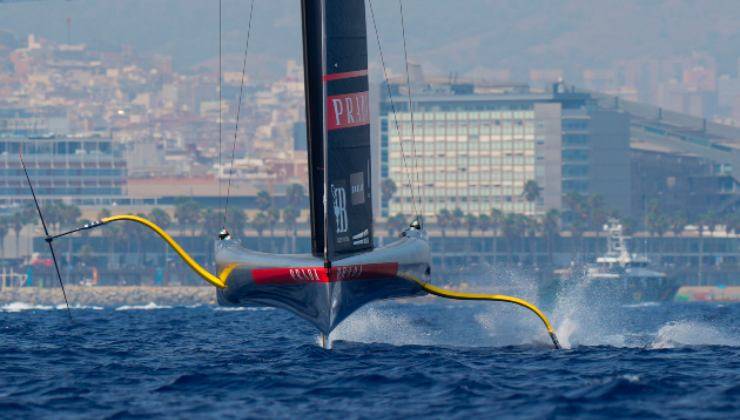 Luna Rossa, la barca che vola sull'acqua