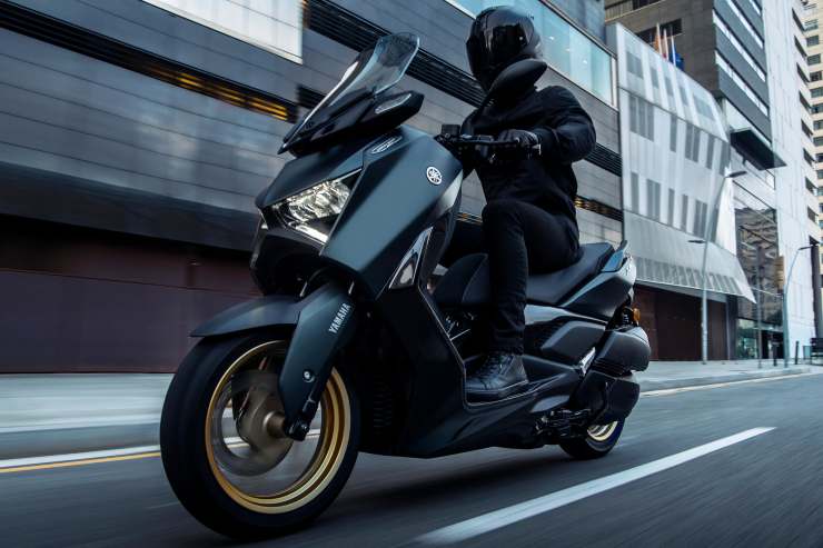 Yamaha XMax 300 Tech Max, lo scooter che vogliono tutti