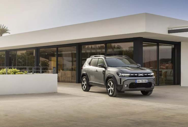 Dacia Duster debutta in Italia