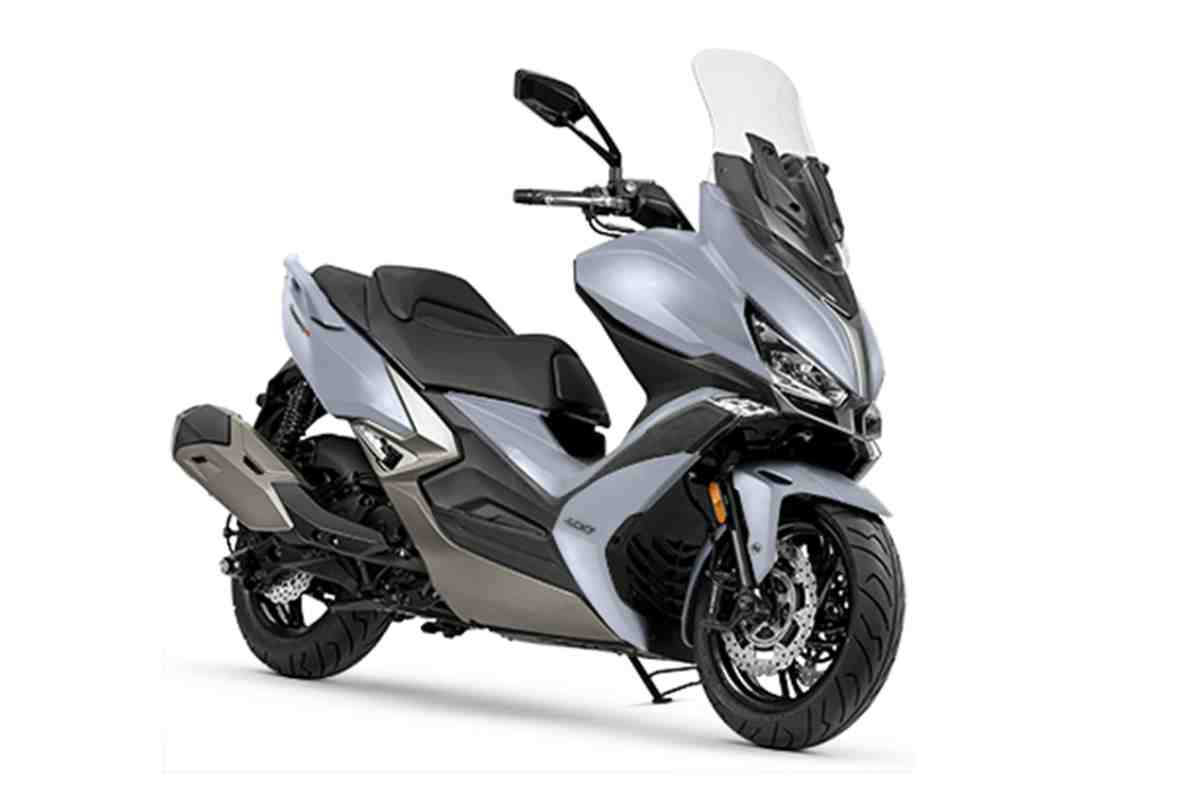 Kymco Xciting 400 VS tecnologia prestazioni