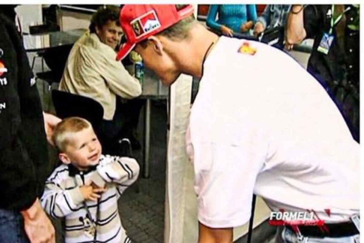 Sveliamo l'identità del bambino con Schumacher