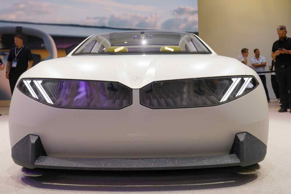 BMW alternativa elettrica