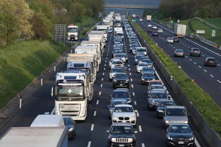 Autostrada nuovi limiti di velocità