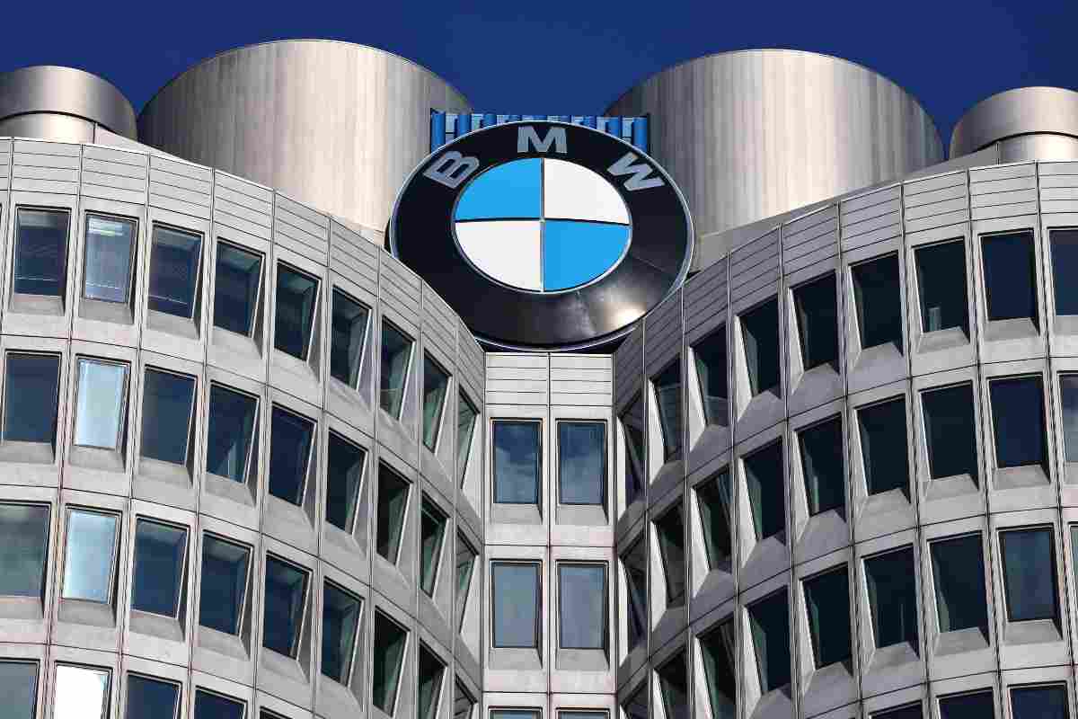 bmw motore altro che elettrico