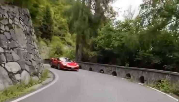 ferrari tragedia sfiorata video