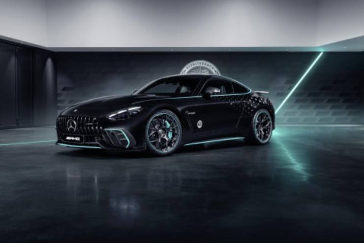 Mercedes AMG GT 63 PRO 4MATIC+ Motorsport Collectors Edition novità