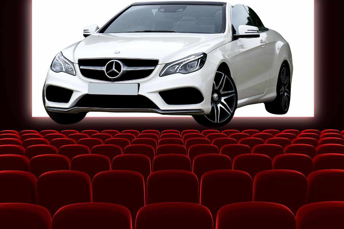 Mercedes porta il cinema in auto