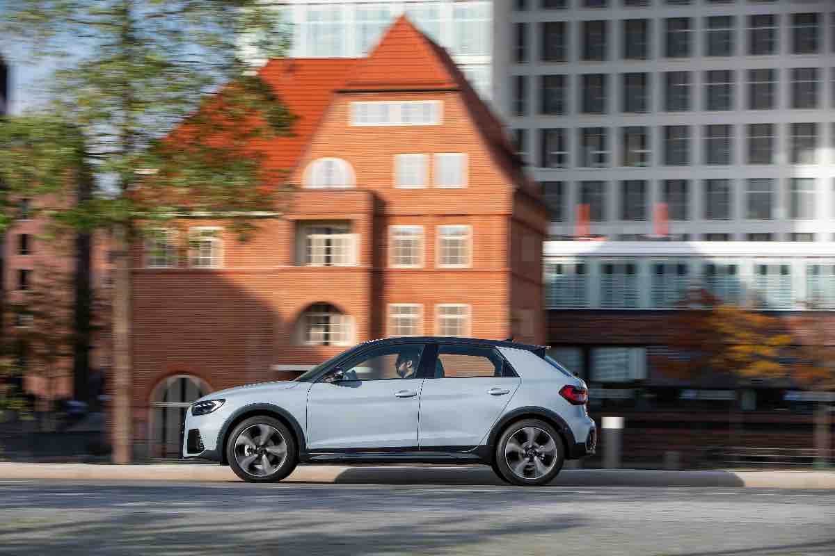 Audi, dal 2025 stop alla produzione di A1 e Q2