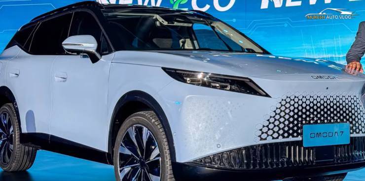 Omoda 7 SUV assemblato in 60 secondi