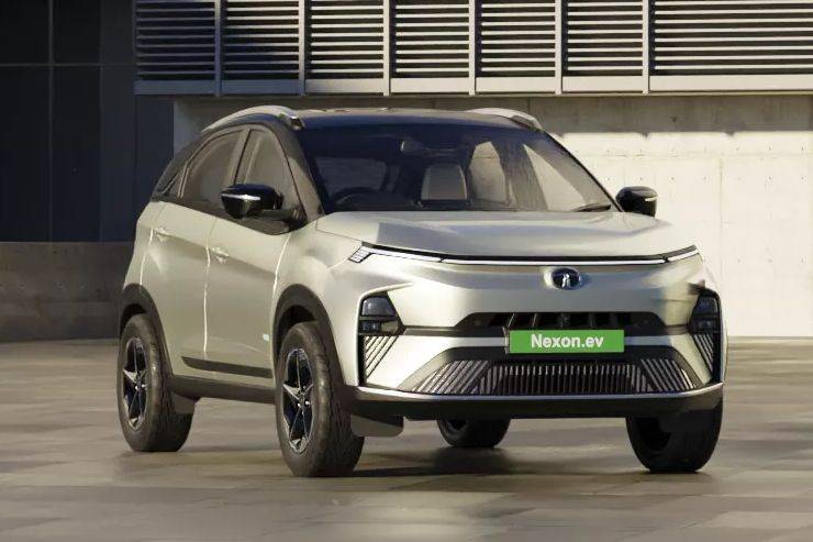 Tata Nexon EV nuovo SUV indiano