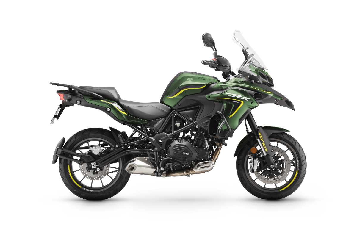 Benelli TRK, offerte da capogiro: prezzi e dettagli