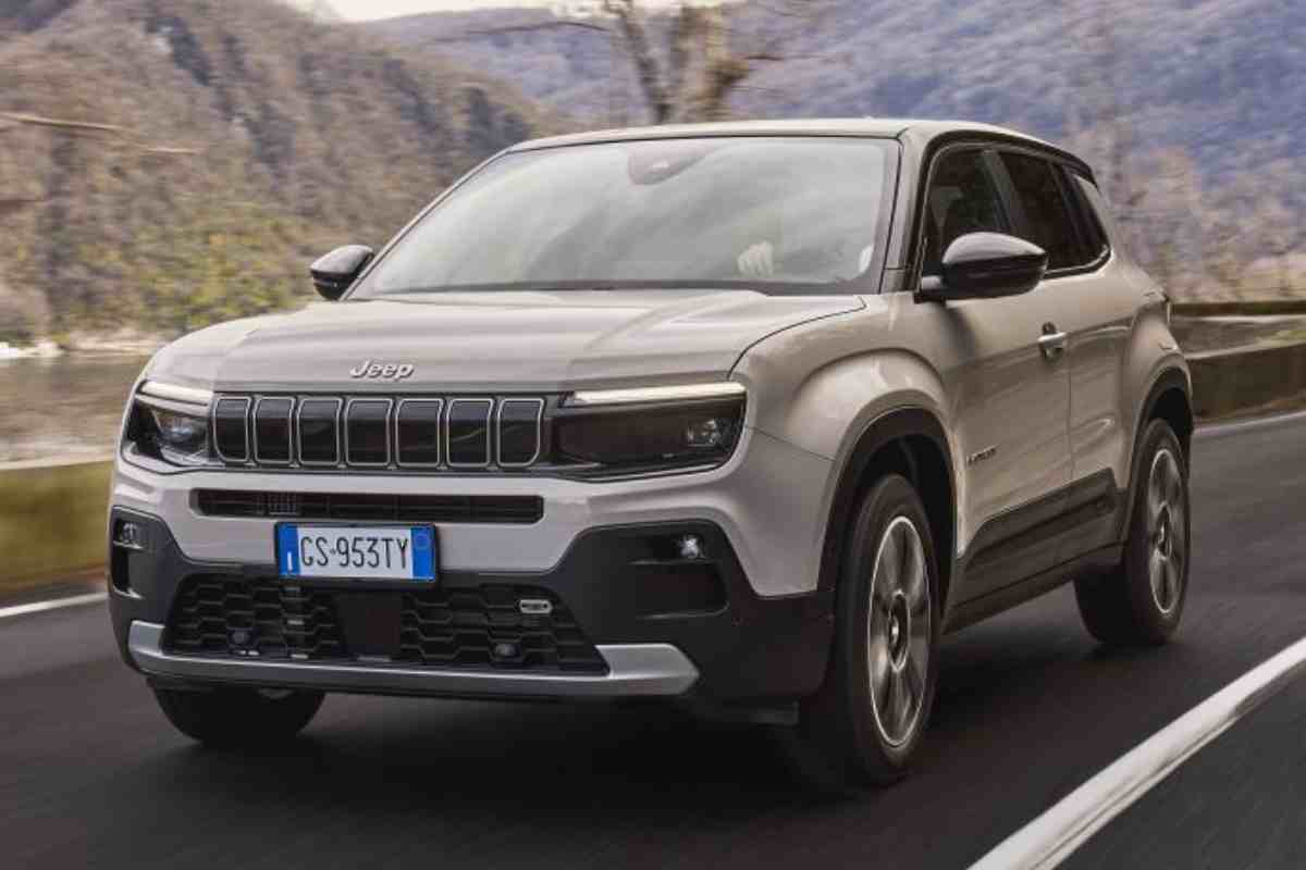 Jeep Avenger e-Hybrid 