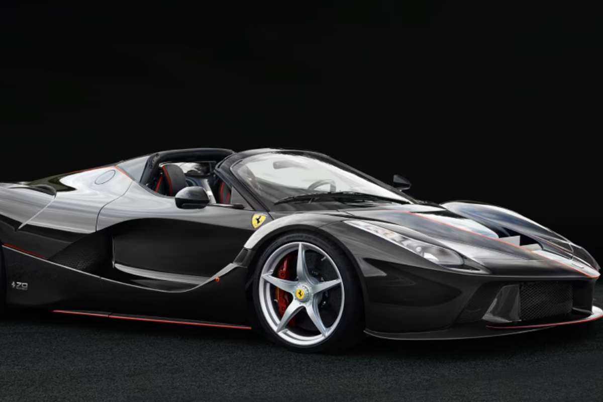 ferrari la ferrari 