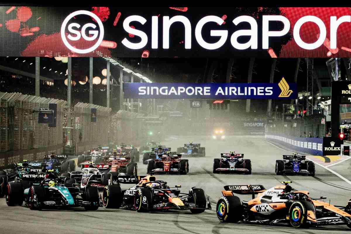 La partenza del GP di Singapore di Formula 1