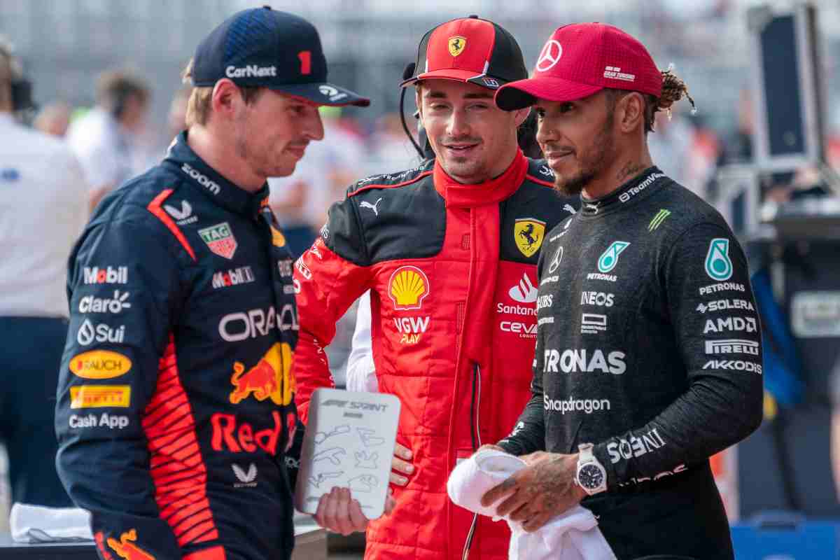 Verstappen Leclerc e Hamilton nel post gara