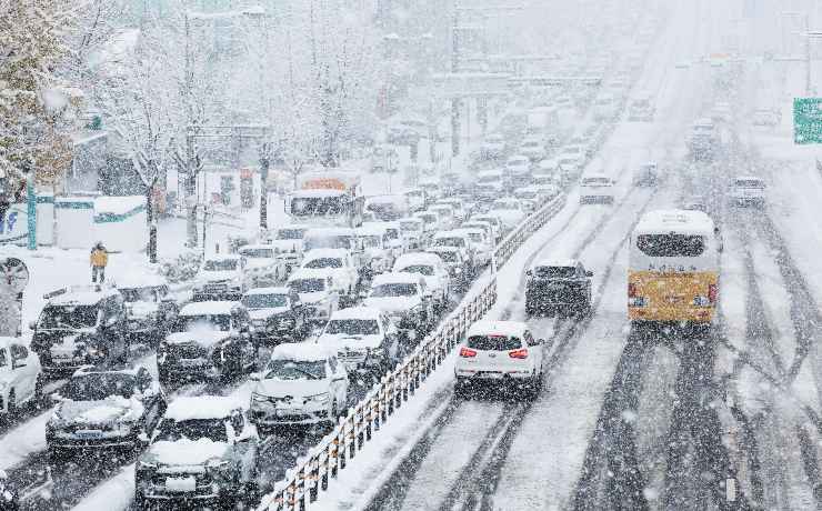 Strada neve