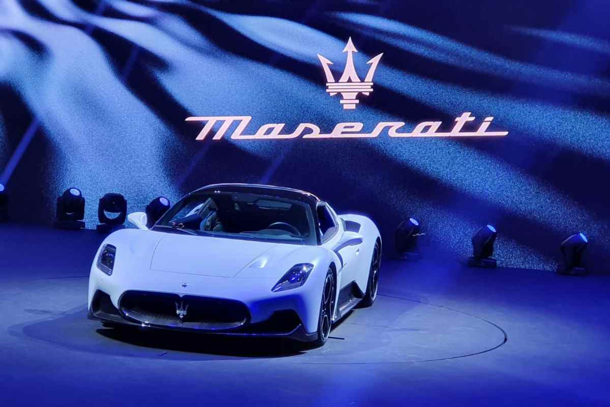 Maserati MC20