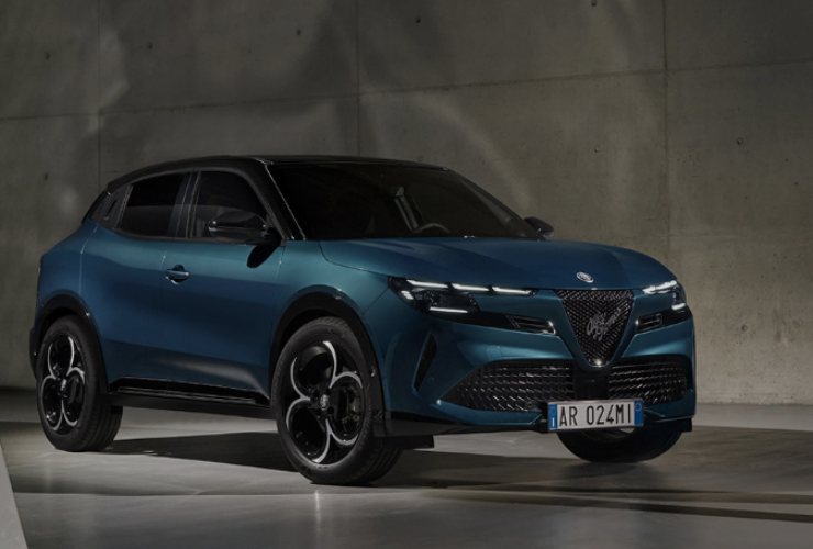 Alfa Romeo Junior Q4, il SUV compatto del Biscione