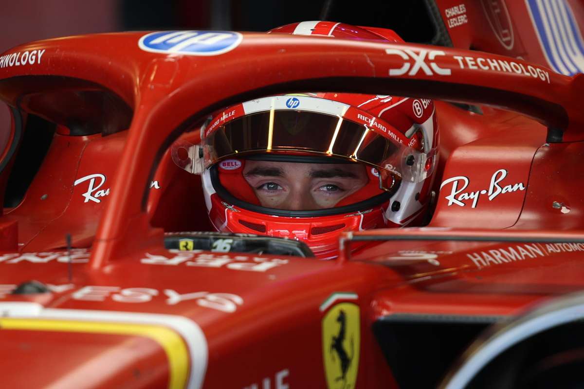 Charles Leclerc sulla sua Ferrari di Formula 1