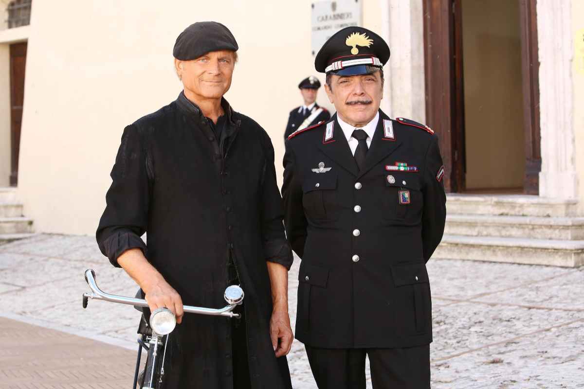 Nino Frassica e Terence Hill in Don Matteo