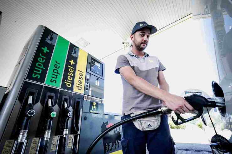 Carburante come spendere di meno