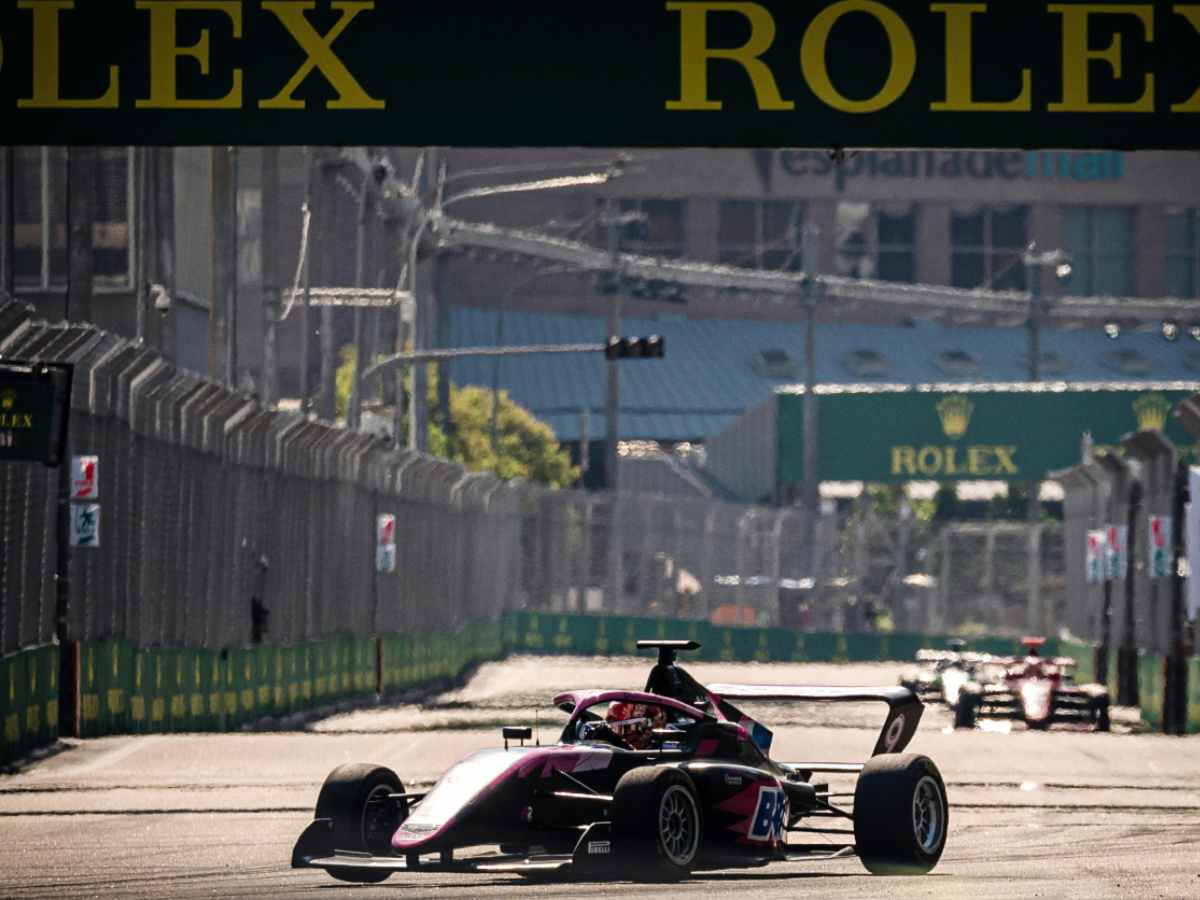 Una monoposto della Rodin Motorsport in azione in pista