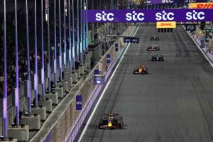 Monoposto in pista in F1