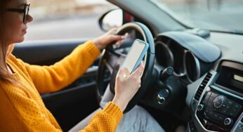 Adesso giochi ai videogames mentre stai al volante: altro che Tesla, il colosso li batte tutti