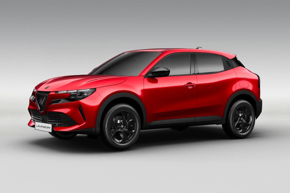 Alfa Romeo Junior Ibrida 136 CV