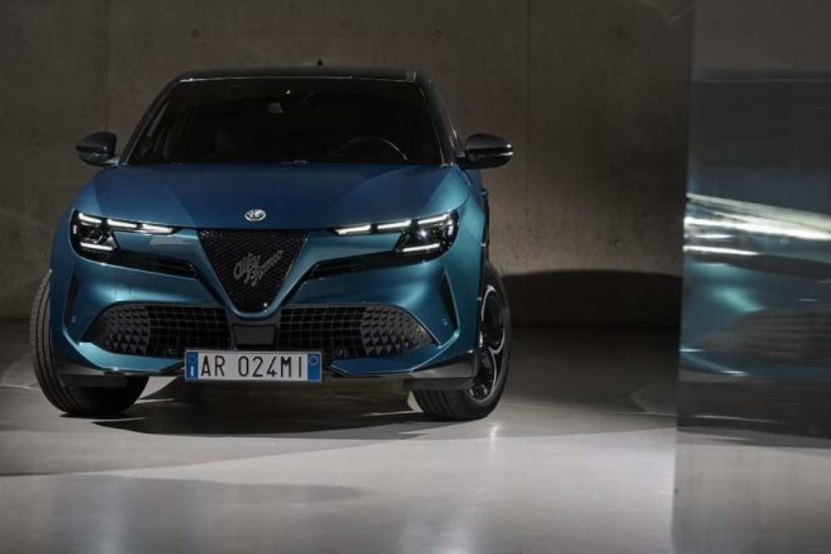 Alfa Romeo Junior Ibrida 136 CV