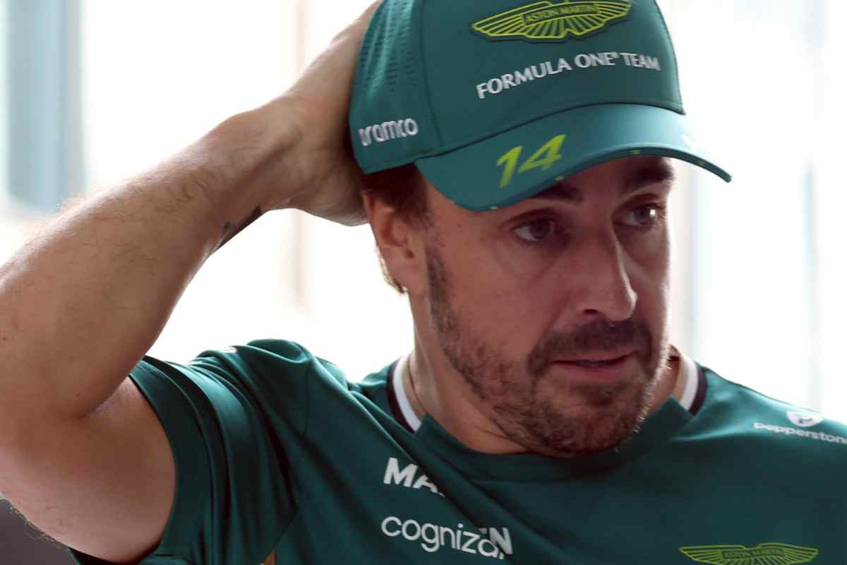 Fernando Alonso con lo sguardo triste