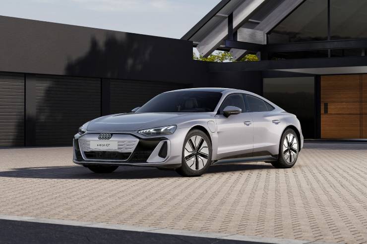 Audi e-tron GT quattro, la entry level gran turismo elettrica