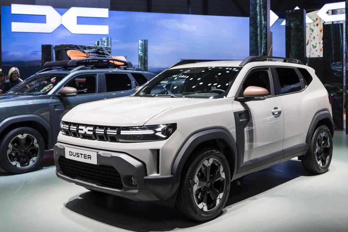 Una Dacia Duster in esposizione