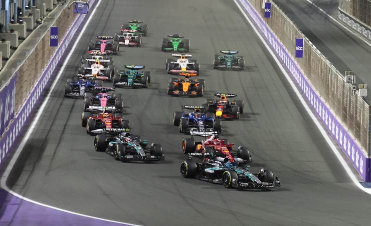 Formula 1, la partenza di un GP