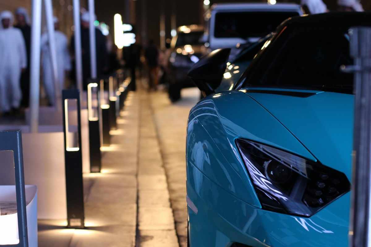 Una magnifica Lamborghini parcheggiata