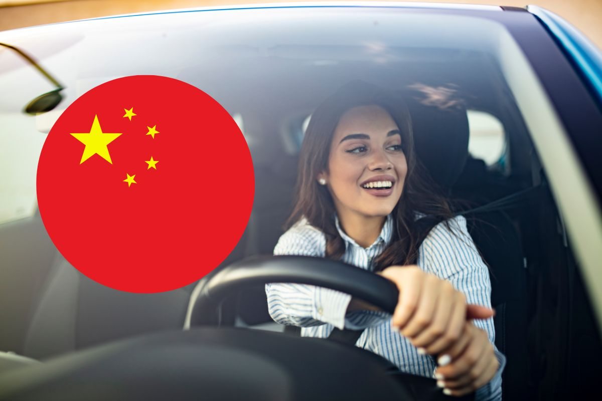 Auto Cina novità BYD Dolphin Surf