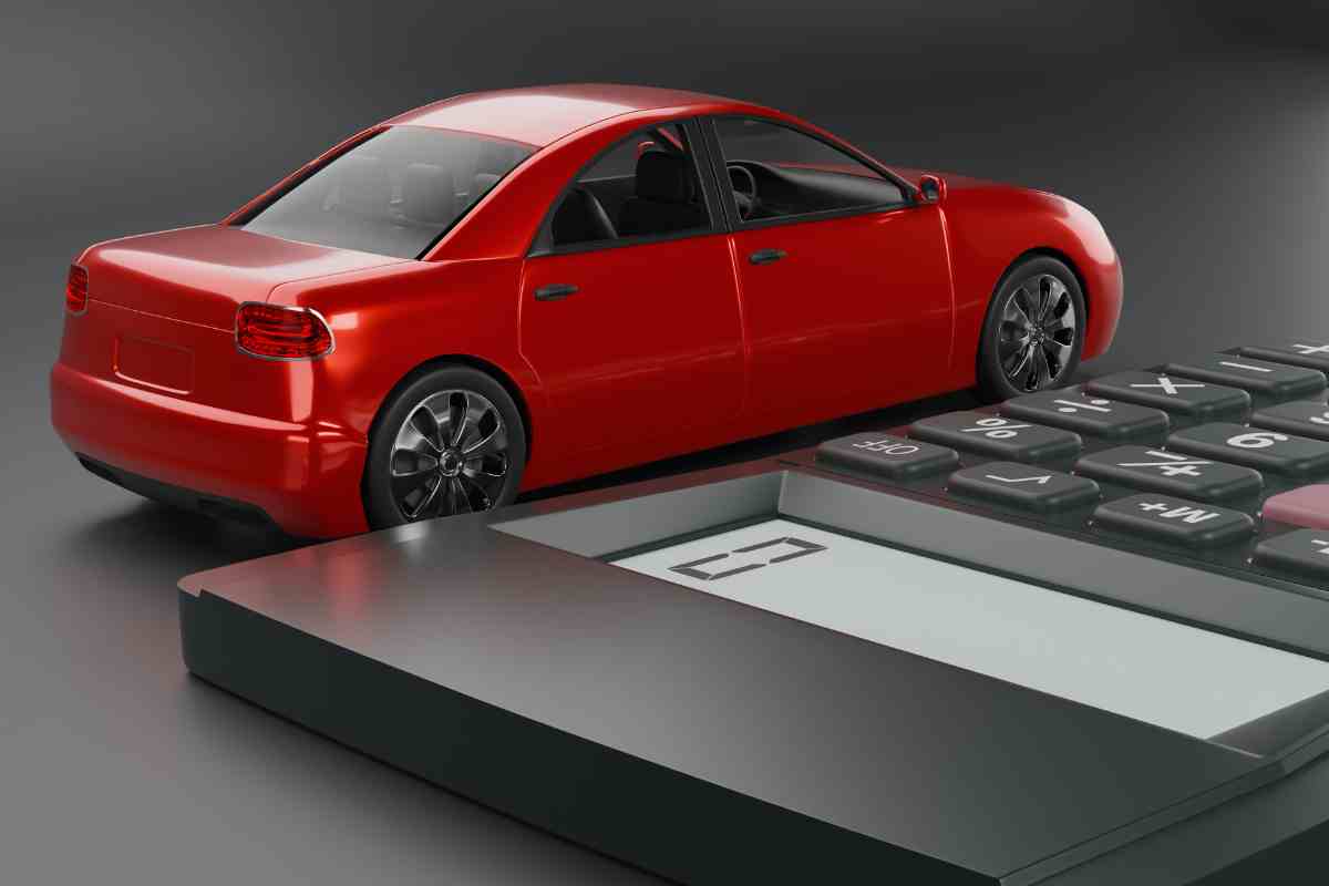 auto rossa calcolatrice