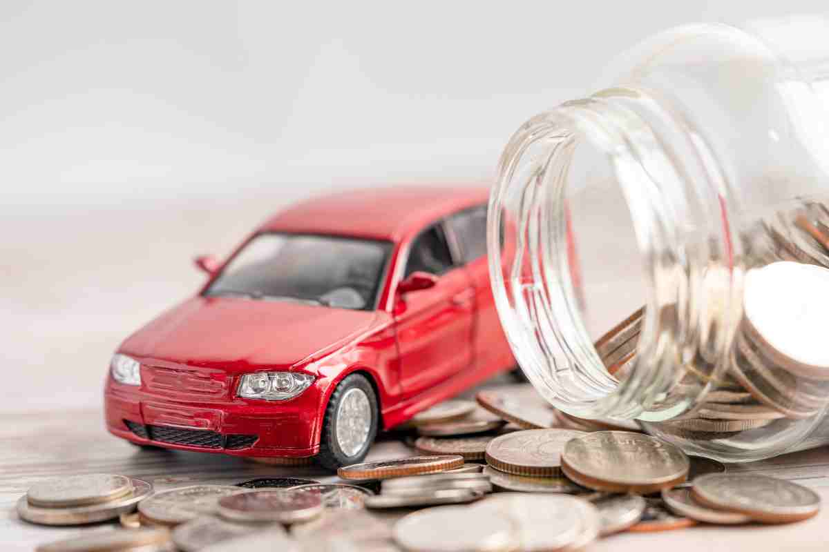 auto soldi monete 