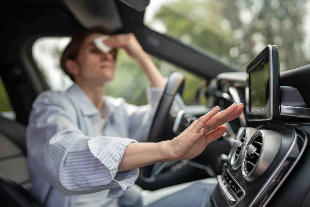 auto caldo condizionatore